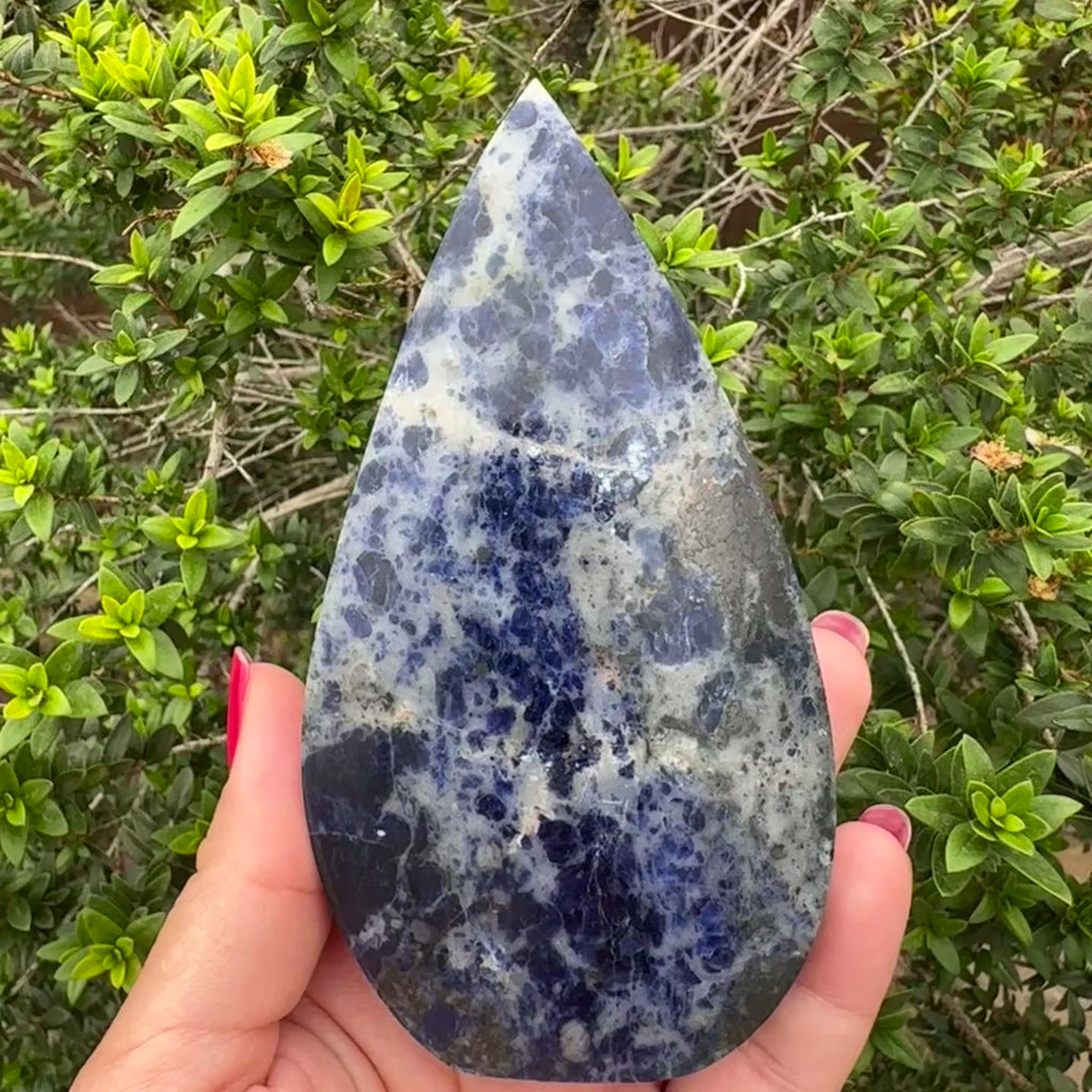 Sodalite & Hematite Flame